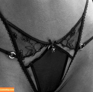 Debbie St Pierre photo #0003