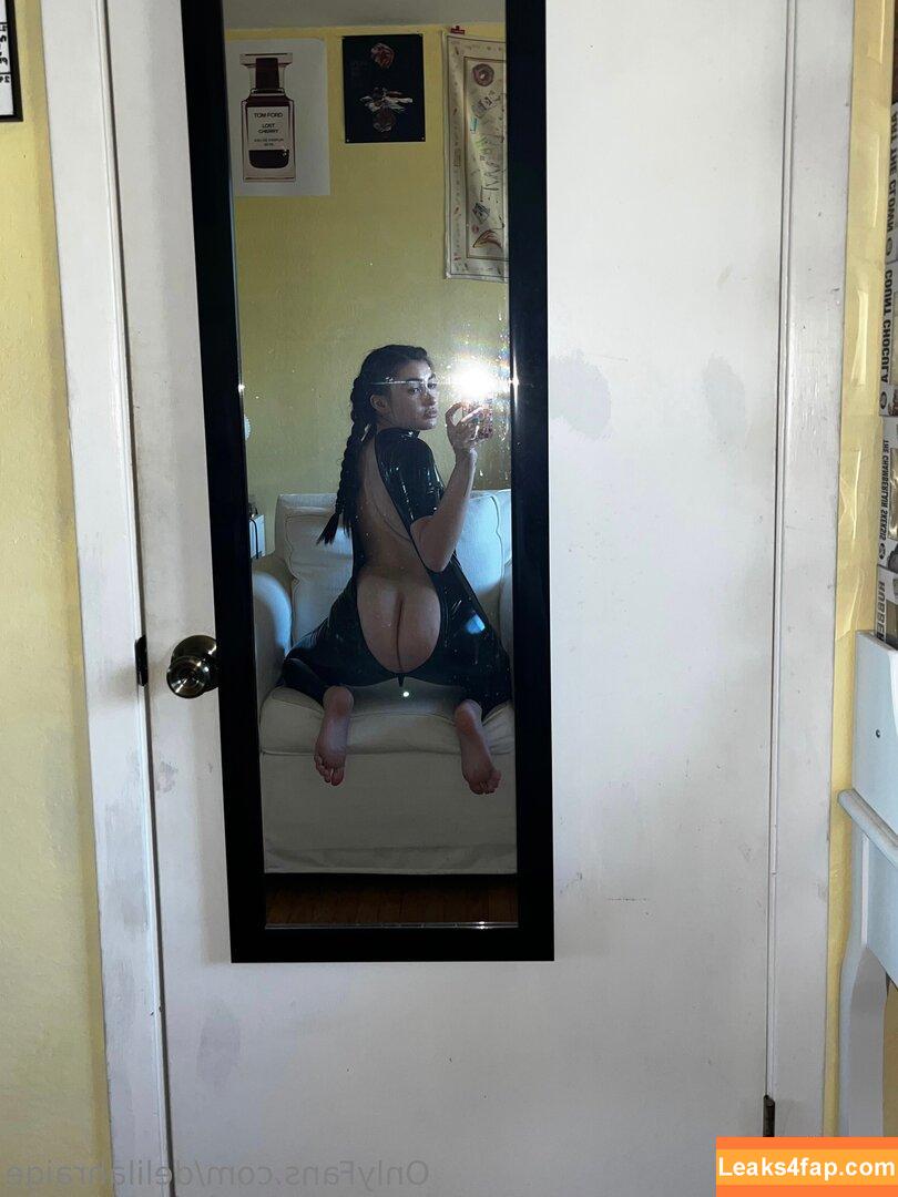 Delilah / Delilahraige / bugsanduggs leaked photo photo #0154