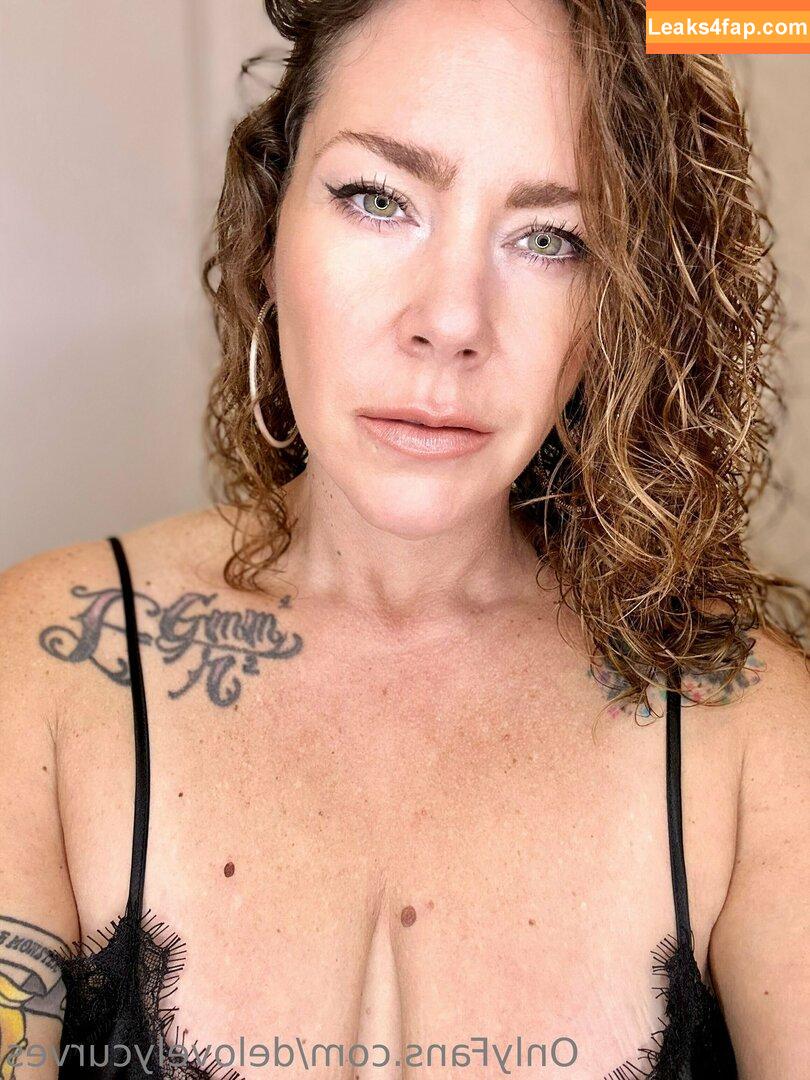 delovelycurves / delovely_curves leaked photo photo #0319