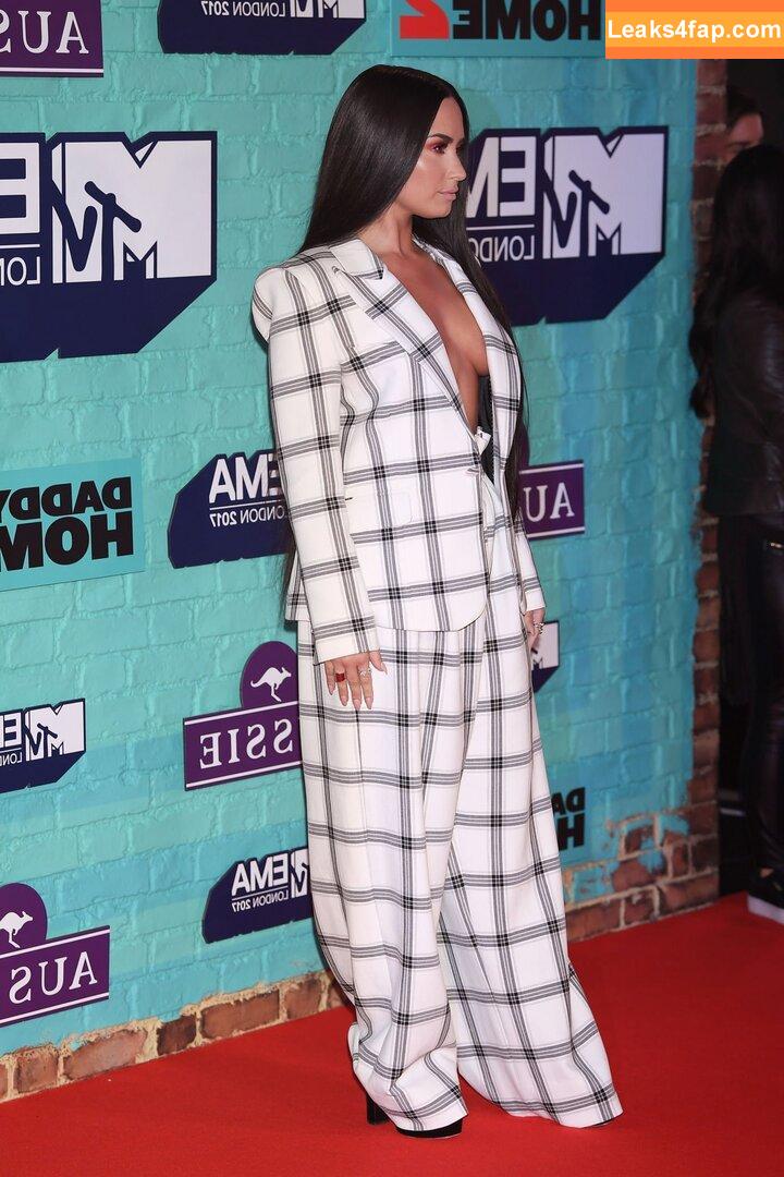 Demi Lovato / ddlovato leaked photo photo #0108