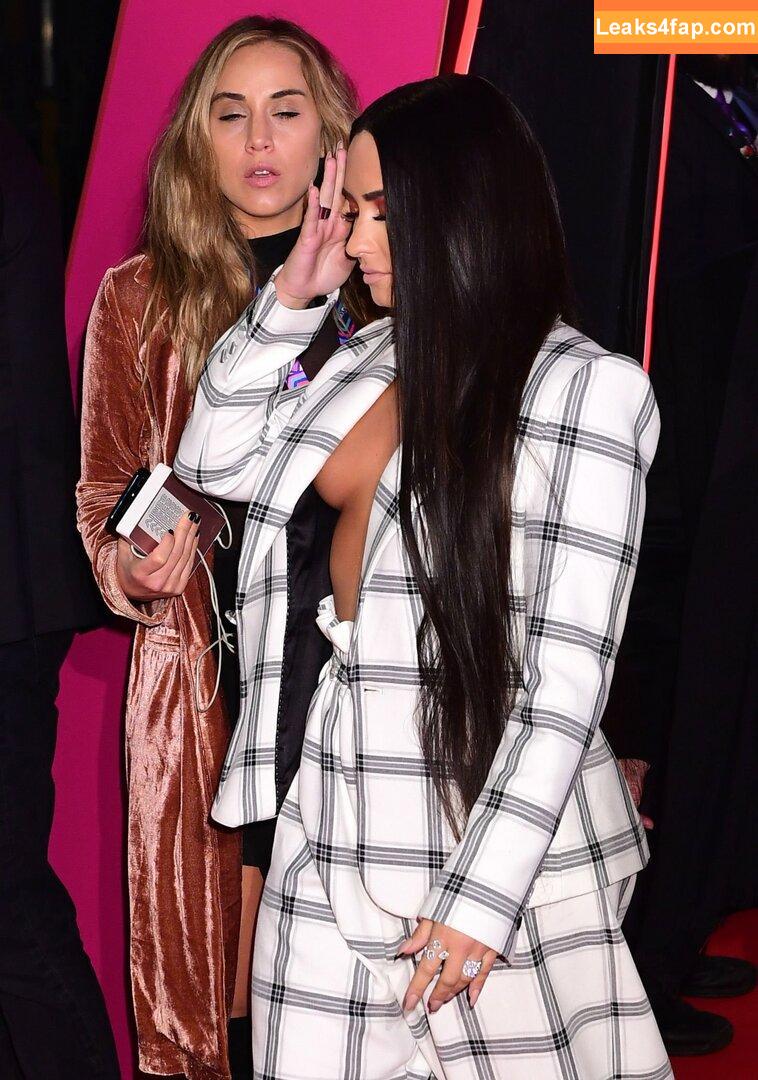 Demi Lovato / ddlovato leaked photo photo #0115