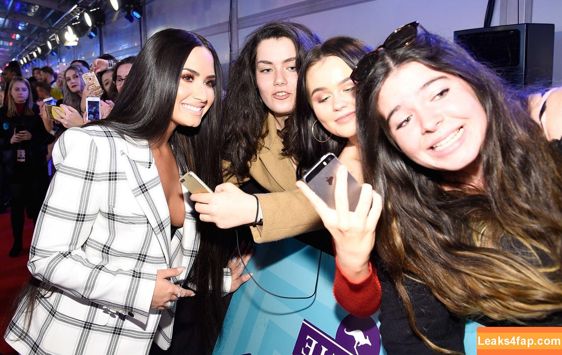 Demi Lovato / ddlovato leaked photo photo #0116