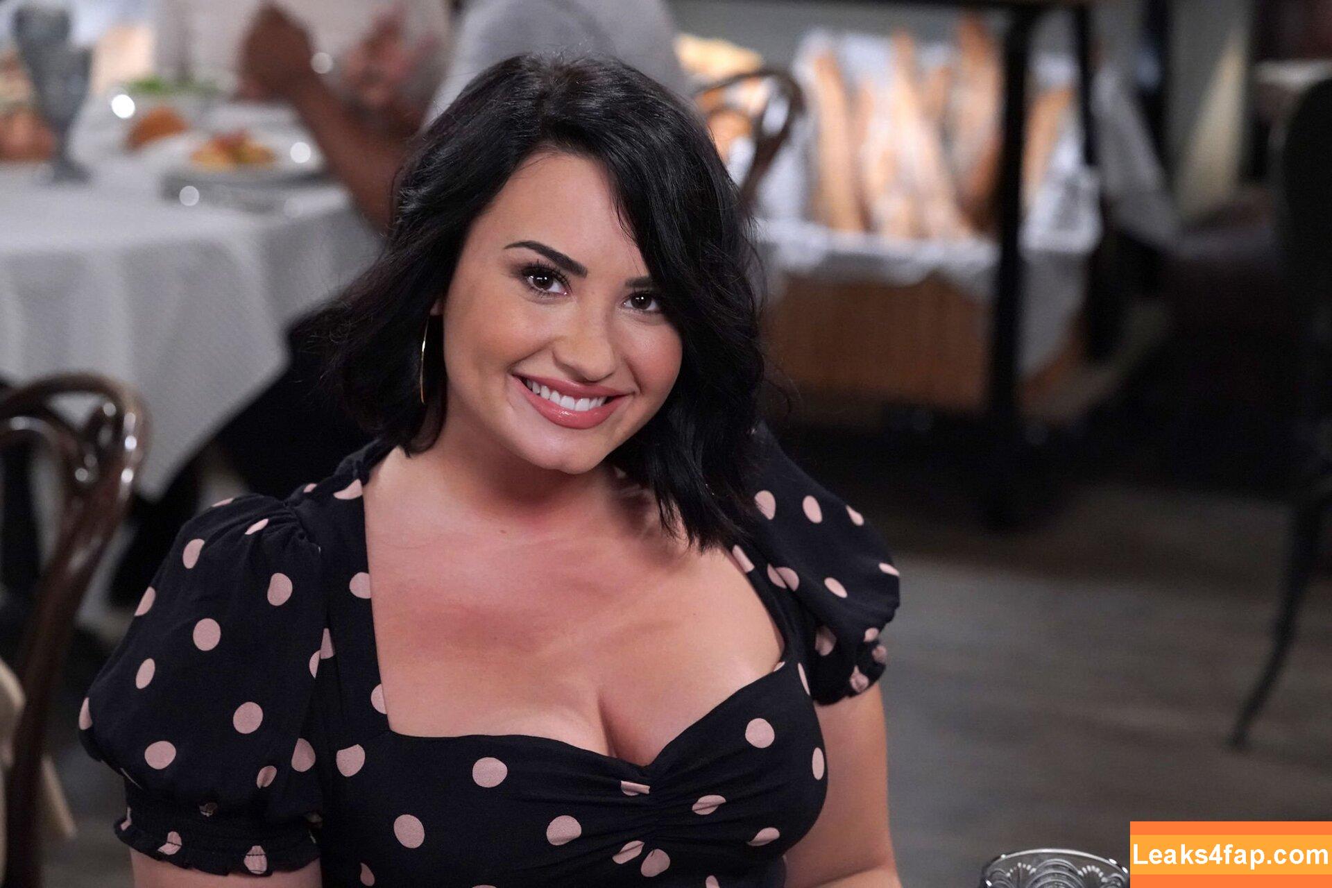 Demi Lovato / ddlovato leaked photo photo #0136