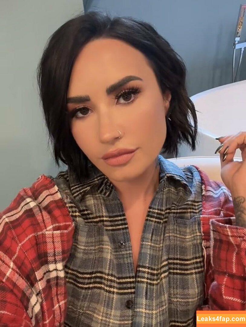 Demi Lovato / ddlovato leaked photo photo #0152