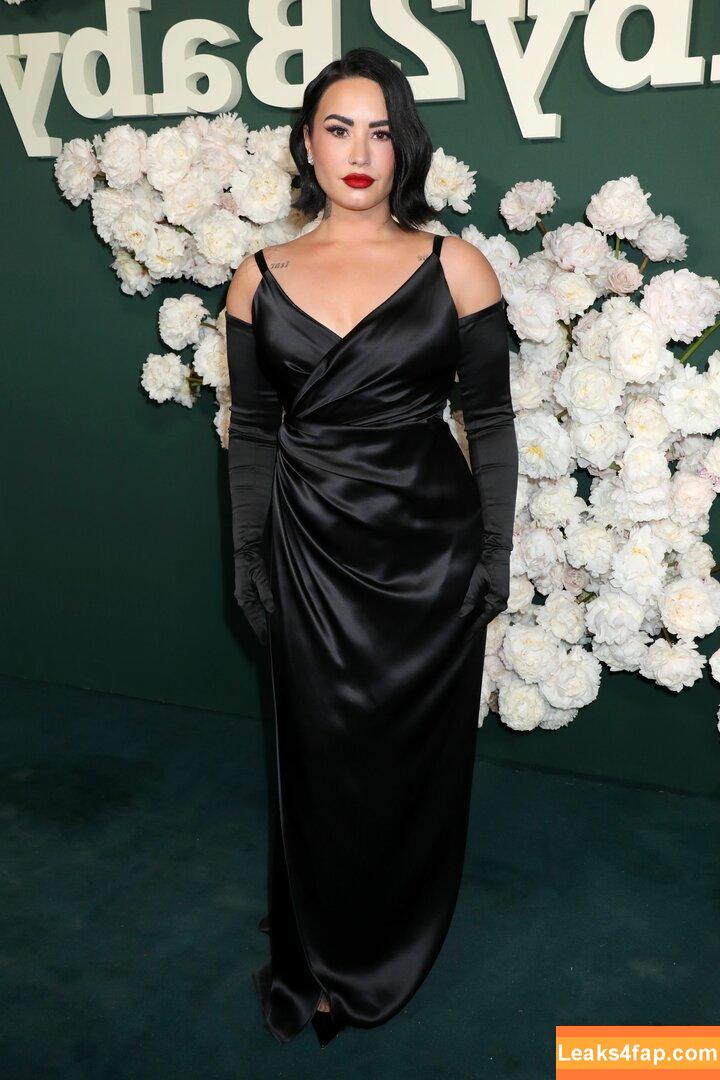 Demi Lovato / ddlovato leaked photo photo #0171