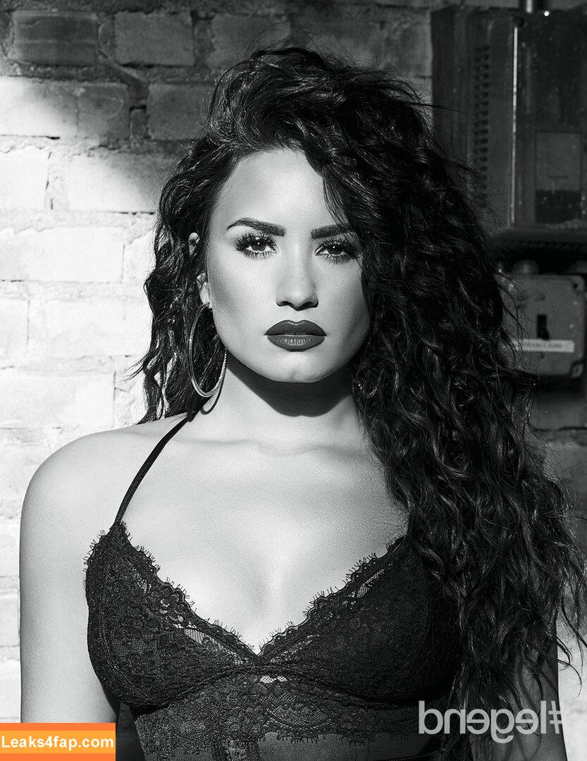 Demi Lovato / ddlovato leaked photo photo #0175