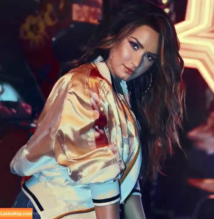 Demi Lovato / ddlovato leaked photo photo #0189