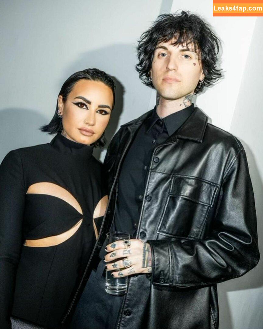 Demi Lovato / ddlovato leaked photo photo #0196