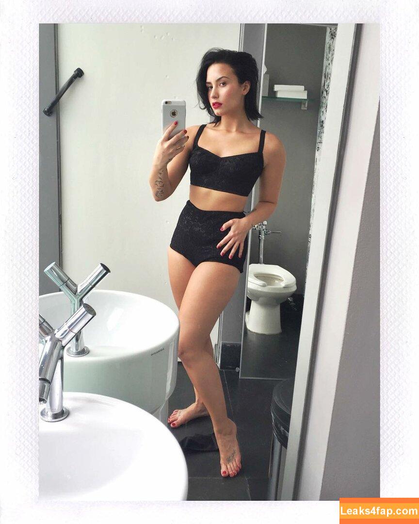 Demi Lovato / ddlovato leaked photo photo #0256