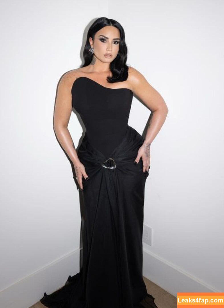 Demi Lovato / ddlovato слитое фото фото #0270