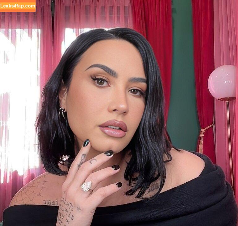 Demi Lovato / ddlovato слитое фото фото #0318