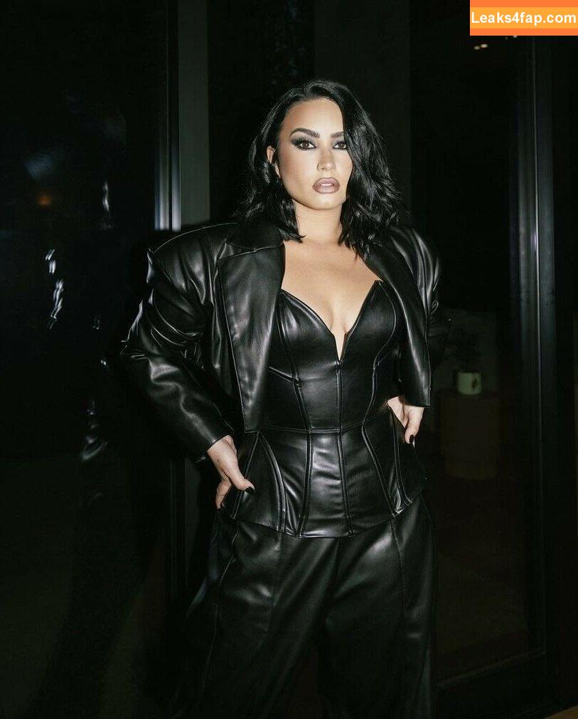 Demi Lovato / ddlovato leaked photo photo #0321