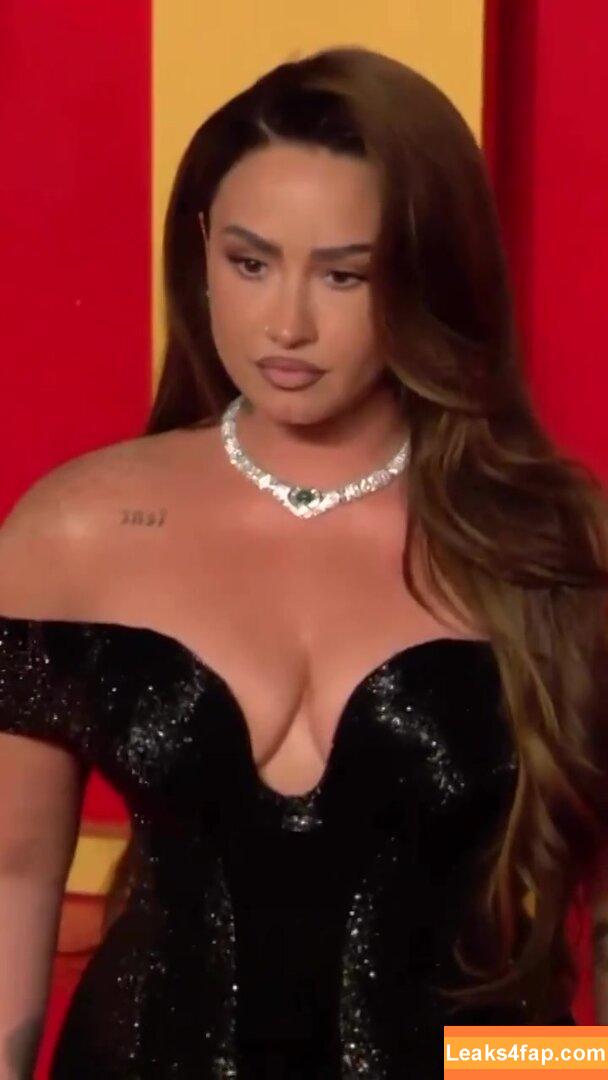 Demi Lovato / ddlovato leaked photo photo #0331