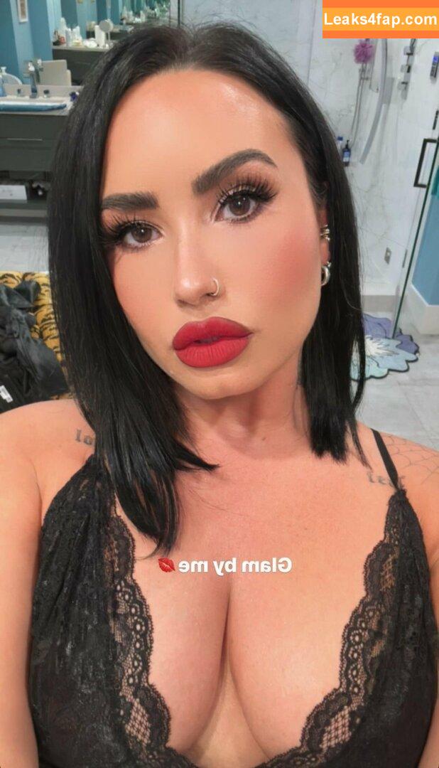 Demi Lovato / ddlovato leaked photo photo #0338