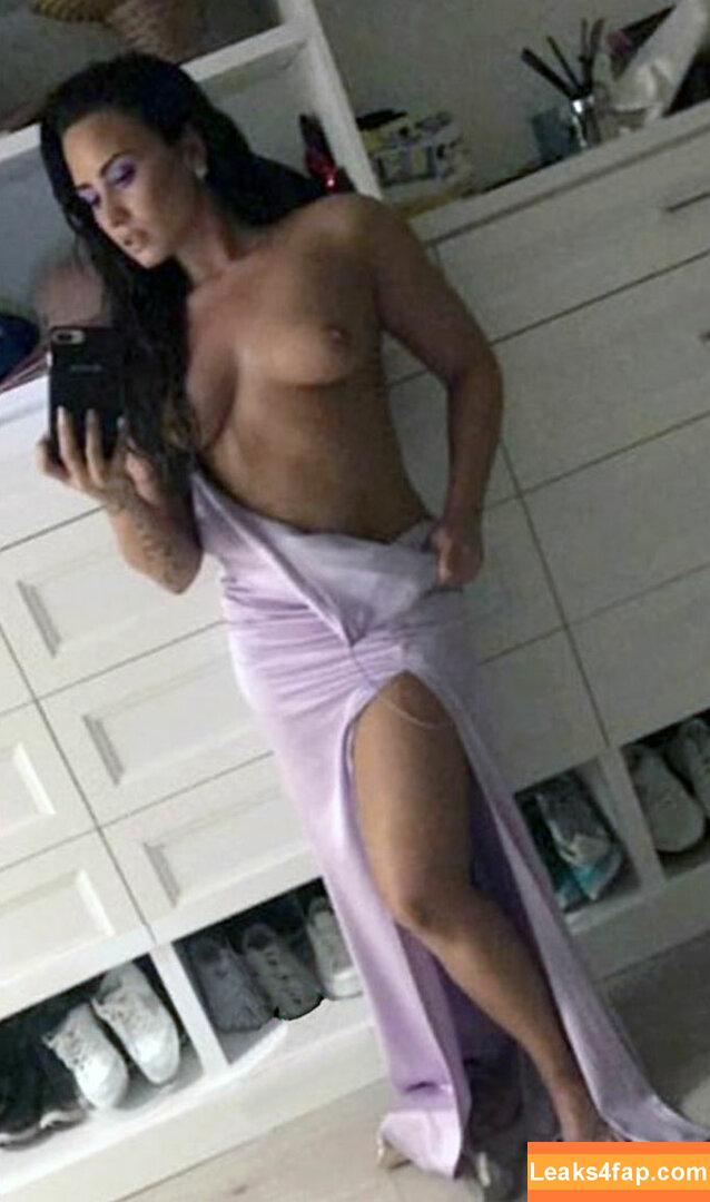 Demi Lovato / ddlovato leaked photo photo #0365