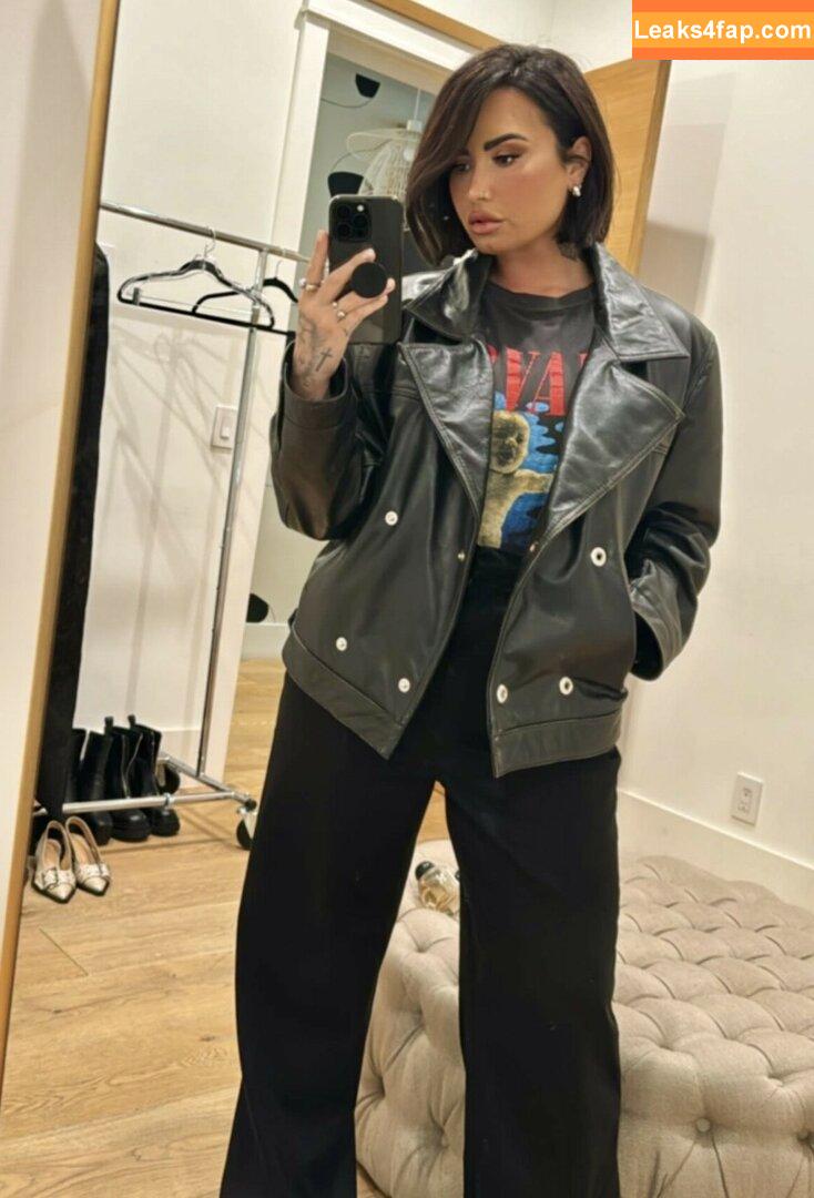 Demi Lovato / ddlovato leaked photo photo #0383