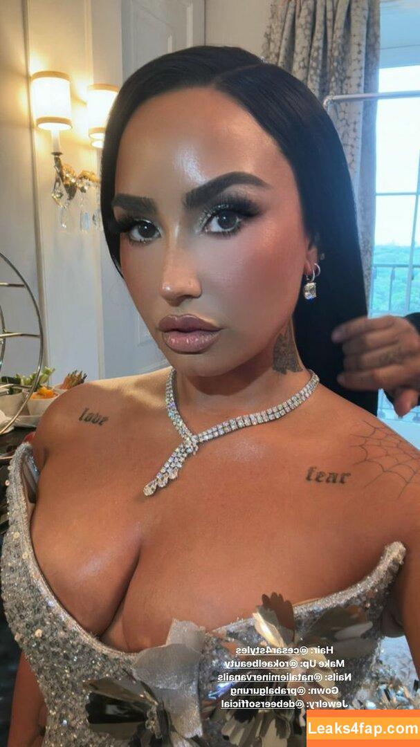 Demi Lovato / ddlovato leaked photo photo #0389