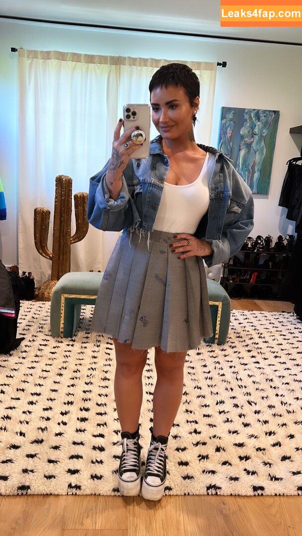 Demi Lovato / ddlovato leaked photo photo #0447