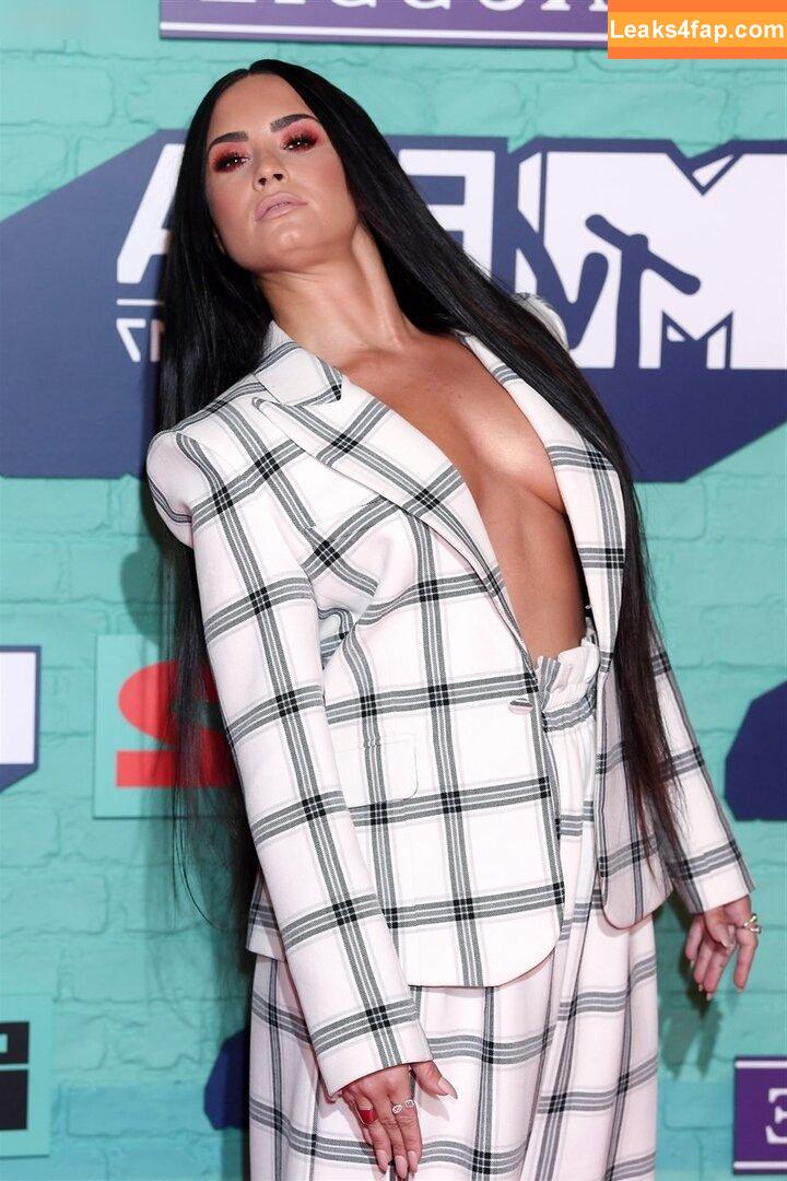 Demi Lovato / ddlovato leaked photo photo #0498