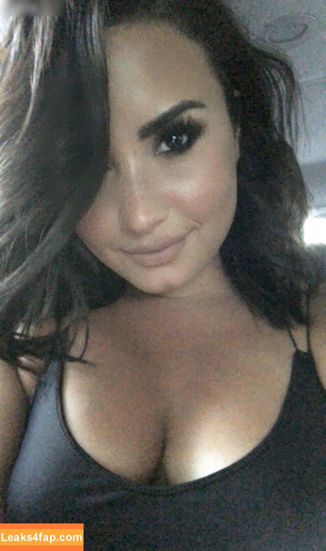Demi Lovato / ddlovato слитое фото фото #0536