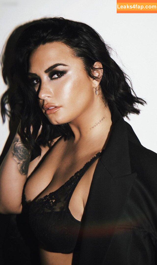 Demi Lovato / ddlovato слитое фото фото #0538