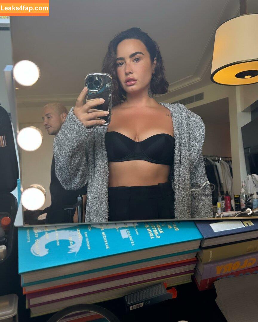 Demi Lovato / ddlovato leaked photo photo #0612