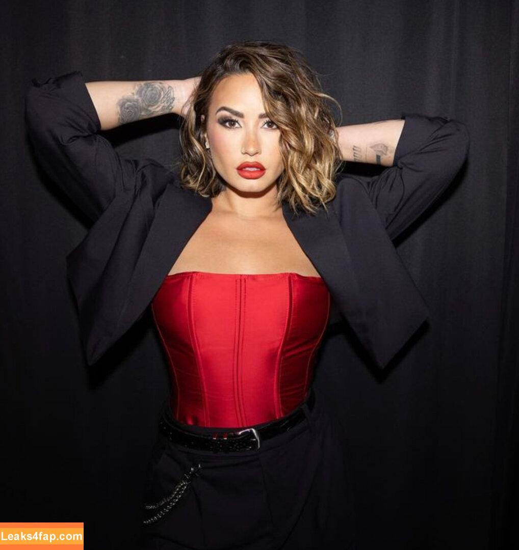 Demi Lovato / ddlovato слитое фото фото #0655