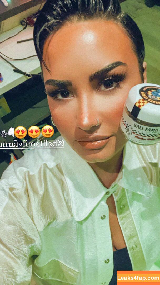 Demi Lovato / ddlovato leaked photo photo #0667