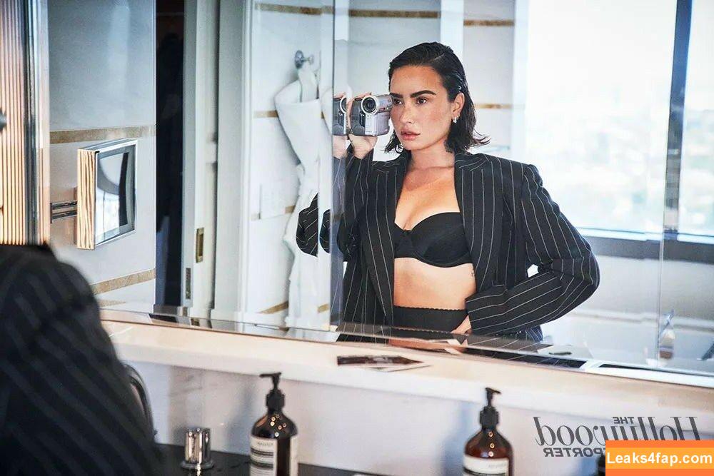 Demi Lovato / ddlovato leaked photo photo #0690