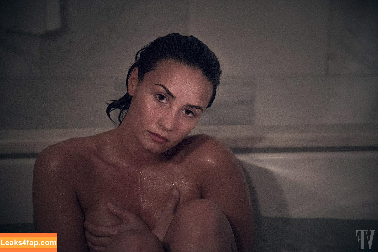 Demi Lovato / ddlovato слитое фото фото #0719