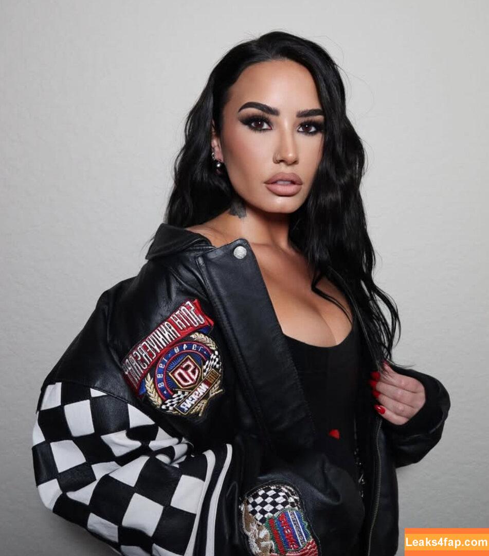 Demi Lovato / ddlovato leaked photo photo #0891