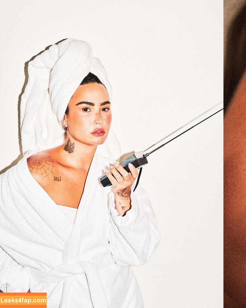 Demi Lovato / ddlovato leaked photo photo #0895