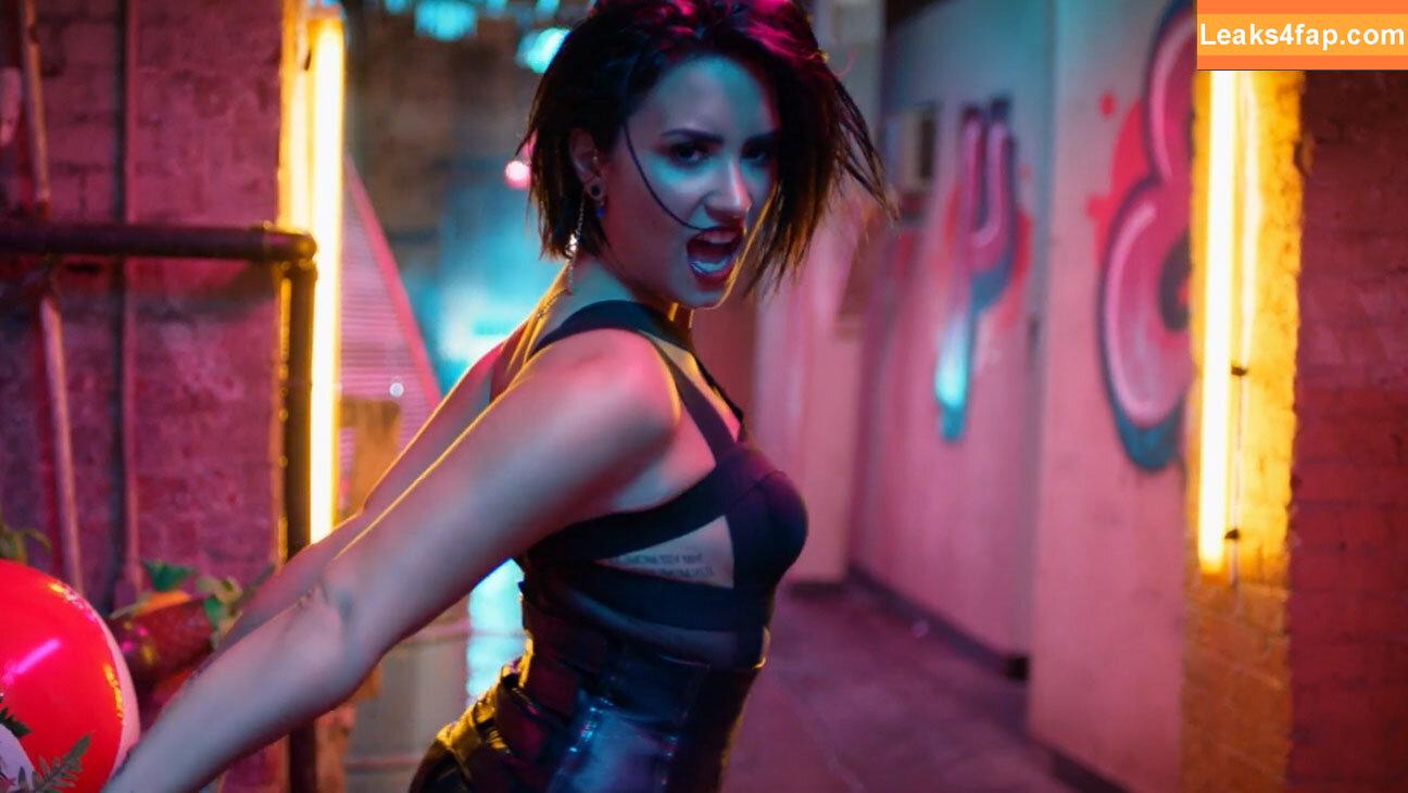 Demi Lovato / ddlovato leaked photo photo #0906