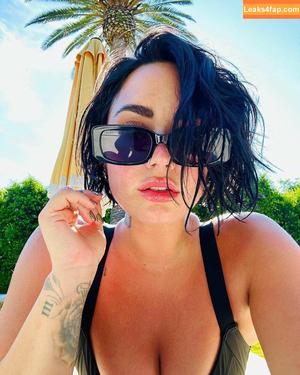 Demi Lovato photo #0002