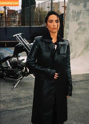 Demi Lovato photo #0043