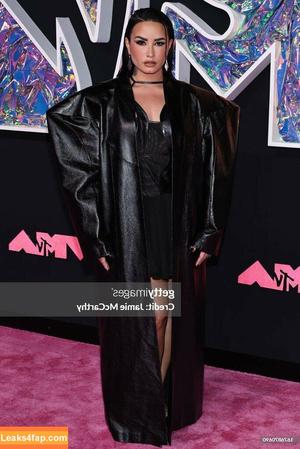 Demi Lovato photo #0065