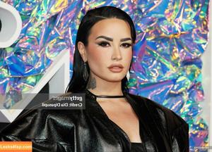 Demi Lovato photo #0066