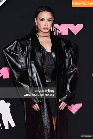 Demi Lovato photo #0070