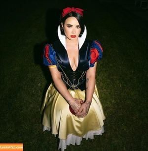 Demi Lovato photo #0099