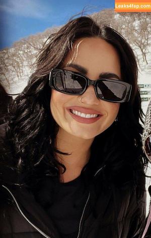 Demi Lovato photo #0160