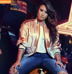 Demi Lovato photo #0190
