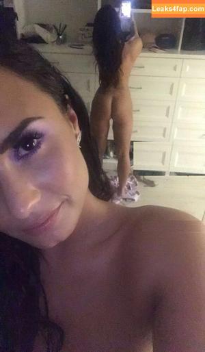 Demi Lovato photo #0349