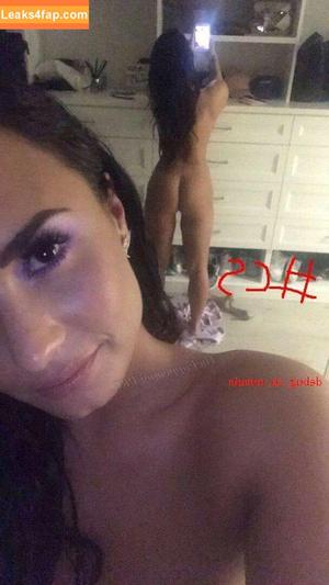 Demi Lovato photo #0375