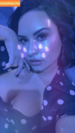 Demi Lovato photo #0407