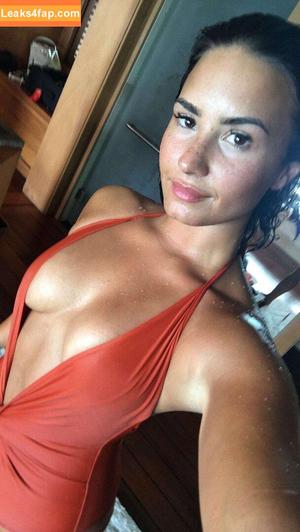 Demi Lovato photo #0413