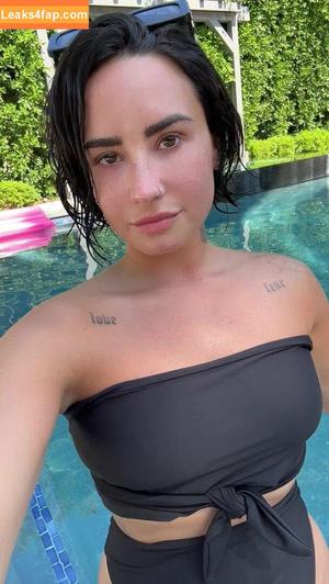 Demi Lovato photo #0479