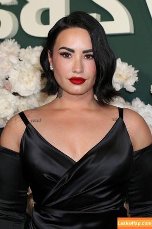 Demi Lovato photo #0521