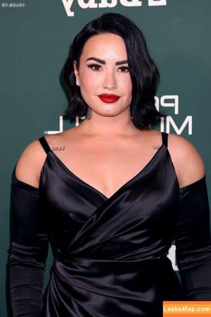 Demi Lovato photo #0523