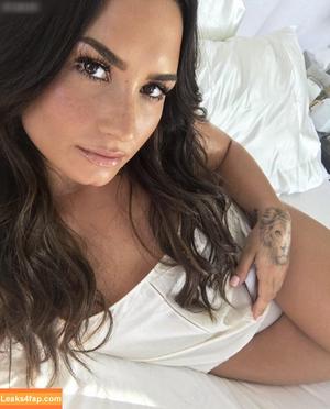 Demi Lovato photo #0533