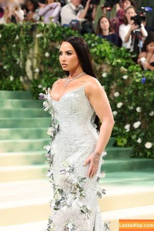 Demi Lovato photo #0594